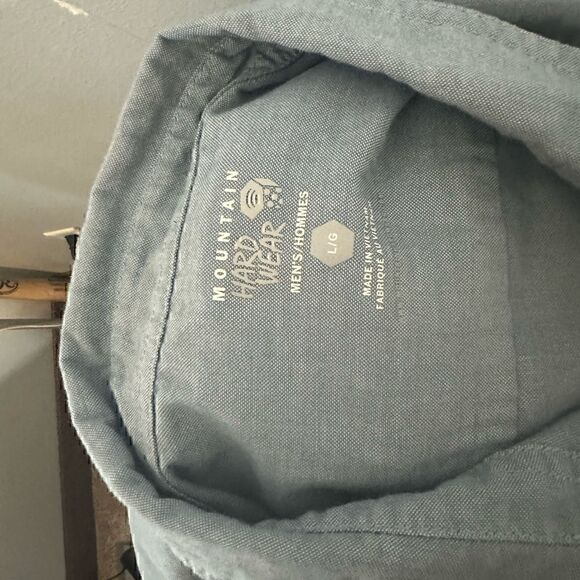 Mountain Hardwear Men’s Large Light Blue Short Sleeve Button Down - Picture 4 of 7